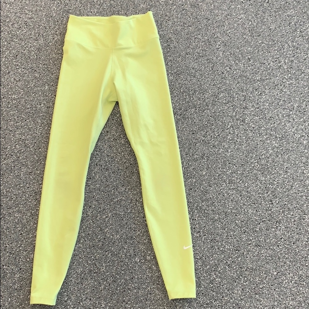 Yellow pants